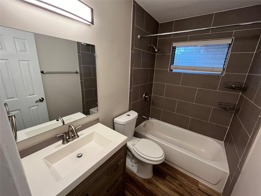 Cloverdale 05 - Residential Lease