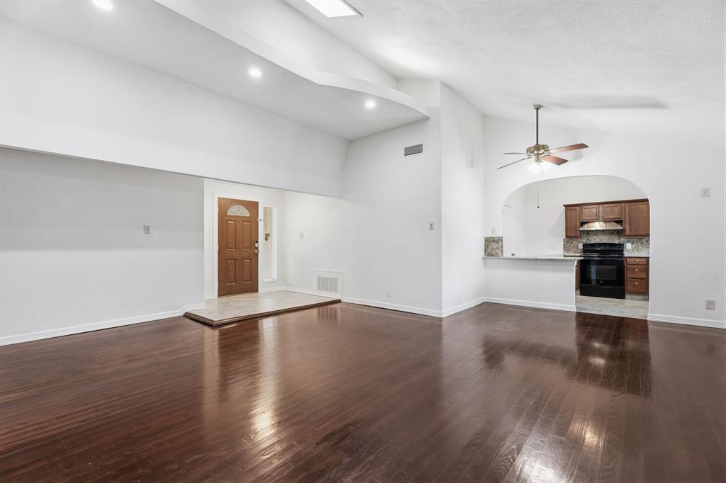 2120 Sunrise Trail