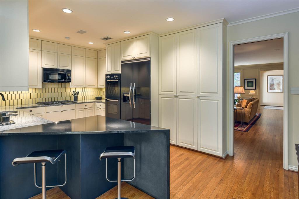 Mount Vernon 01 - Residential