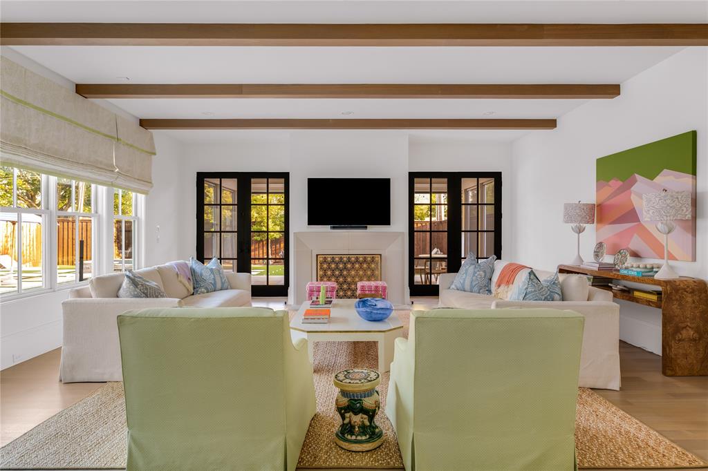 Crestmanor Estates - Residential