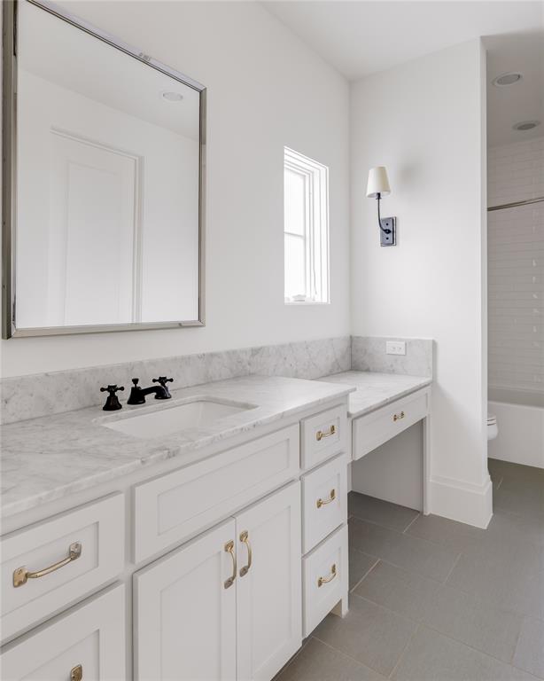 Crestmanor Estates - Residential