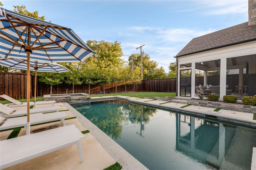 Crestmanor Estates - Residential