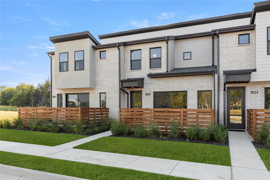 Willow Grove Townhomes - Residential