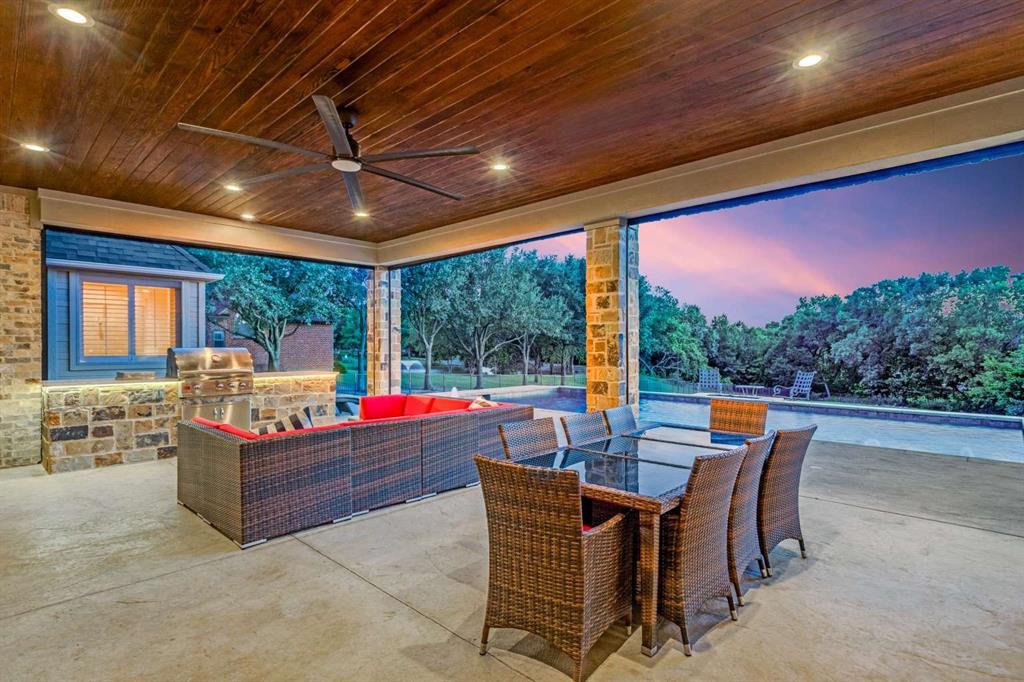 403 Creekside Drive