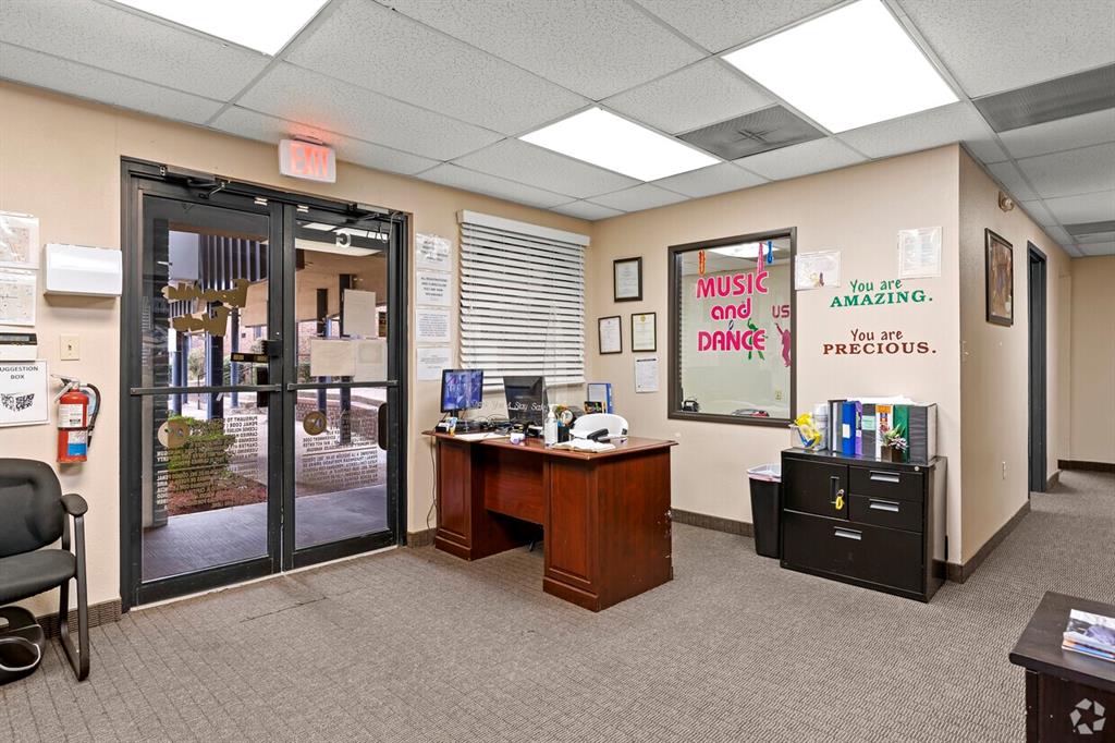 Hampton Road Acres Rep - Commercial Sale