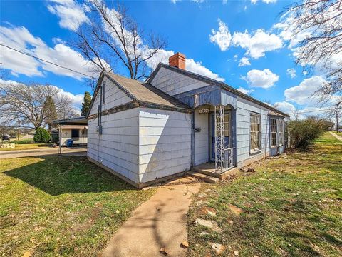 1200 E Twelfth Street Sweetwater TX 79556