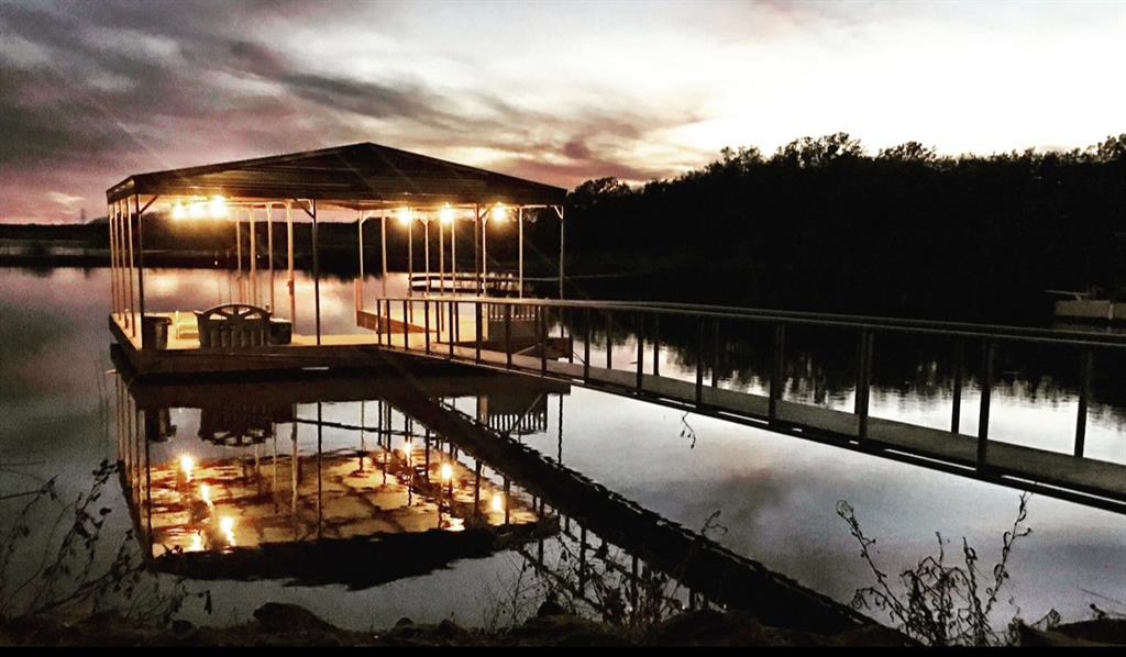 Lake Graham - Residential