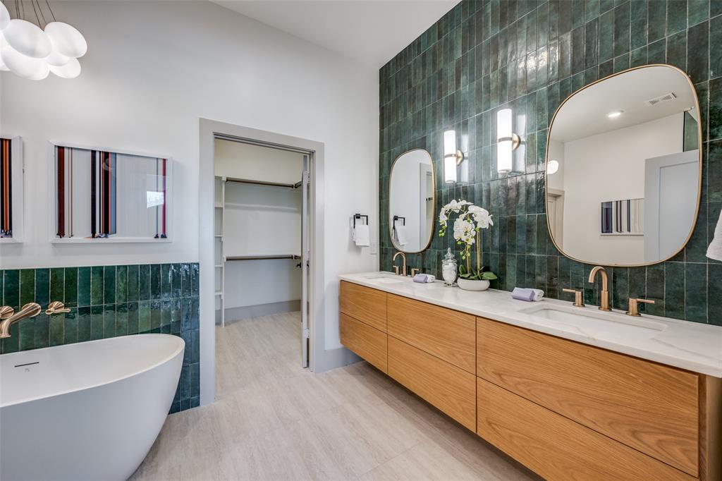 queensborough heights addn - Residential