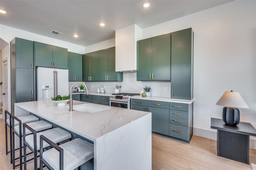 queensborough heights addn - Residential