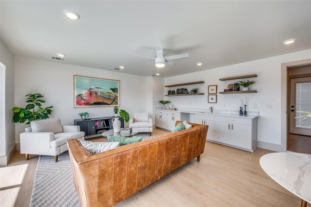 queensborough heights addn - Residential