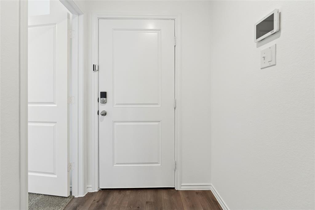 1208 Bronze Lane