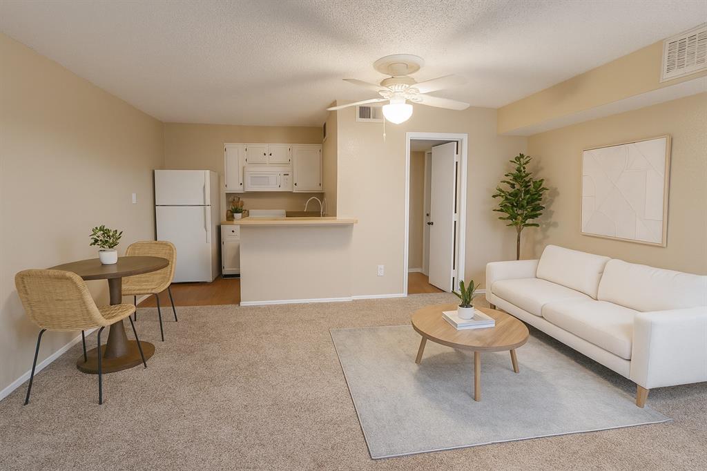 9823 Walnut Street 307