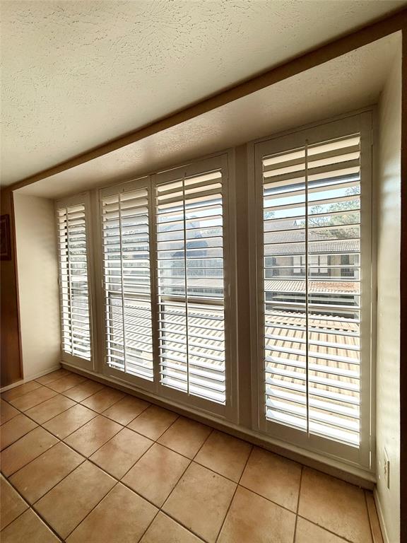 Quail Run Condo - Residential