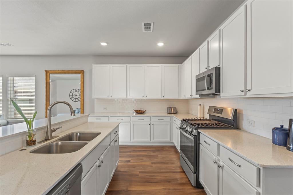 Travis Ranch Ph 3e - Residential