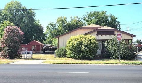 315 W Hubbard Street Mineral Wells TX 76067
