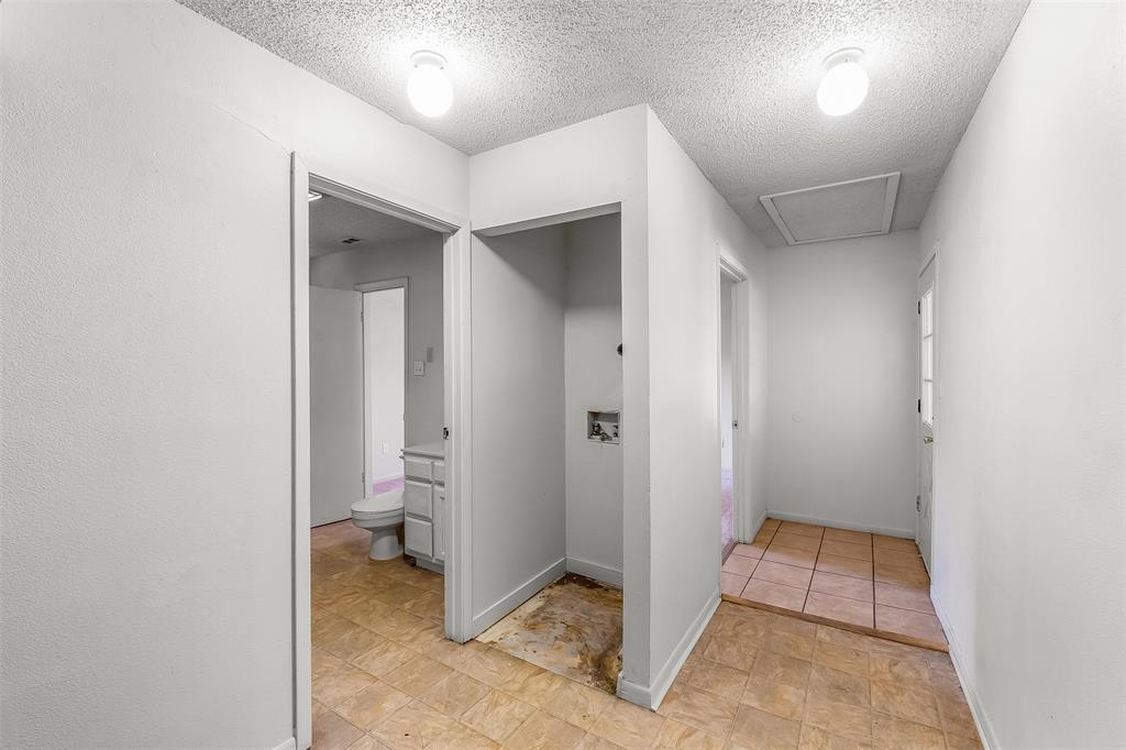 S2600 CITY ADDITION;, BLOCK 127;, LOT 4B - Residential