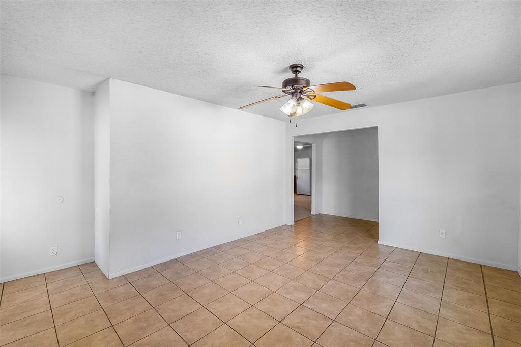 S2600 CITY ADDITION;, BLOCK 127;, LOT 4B - Residential