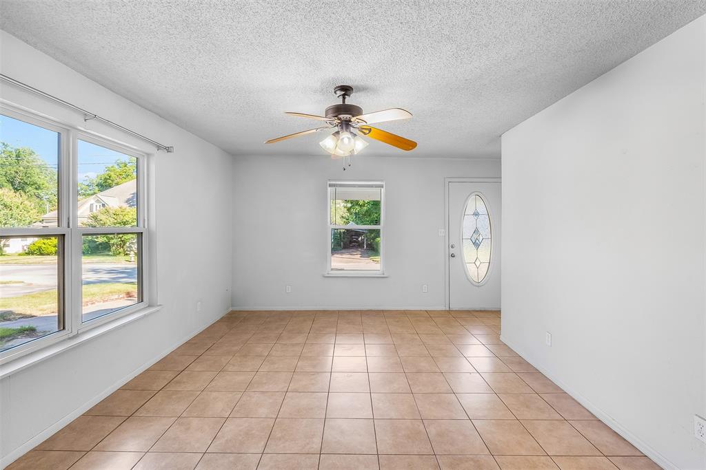 S2600 CITY ADDITION;, BLOCK 127;, LOT 4B - Residential