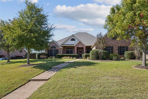 Photo of 520 Unbridled Lane, Keller, TX 76248 (MLS # 21386886)