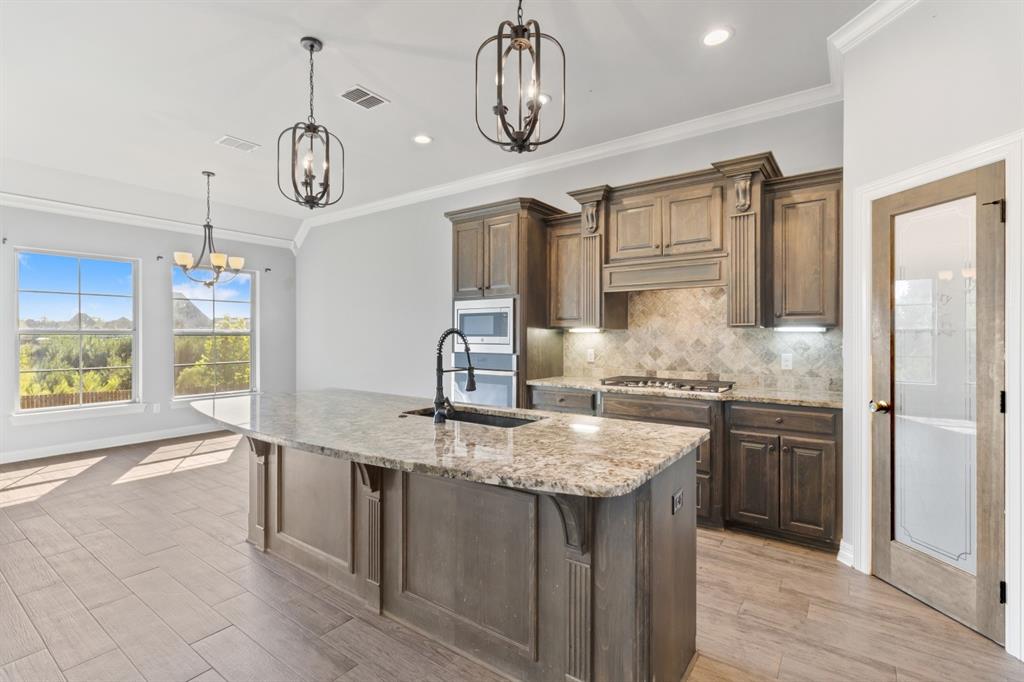 2596 Southcrest Drive