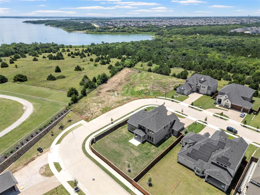 1814 Diamond Court