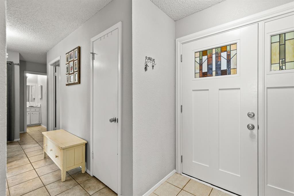 2212 Skylark Drive