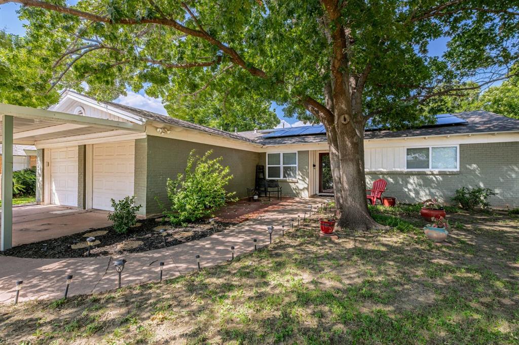 2489 Campus Court