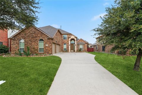 4522 Gannet Lane Garland TX 75043