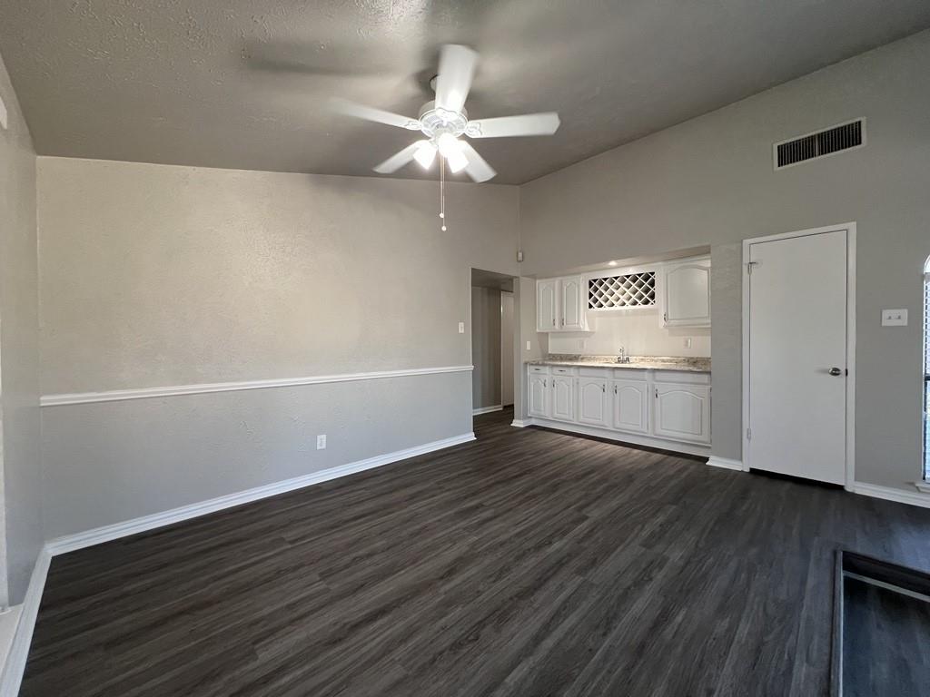 Woods 11 - Residential