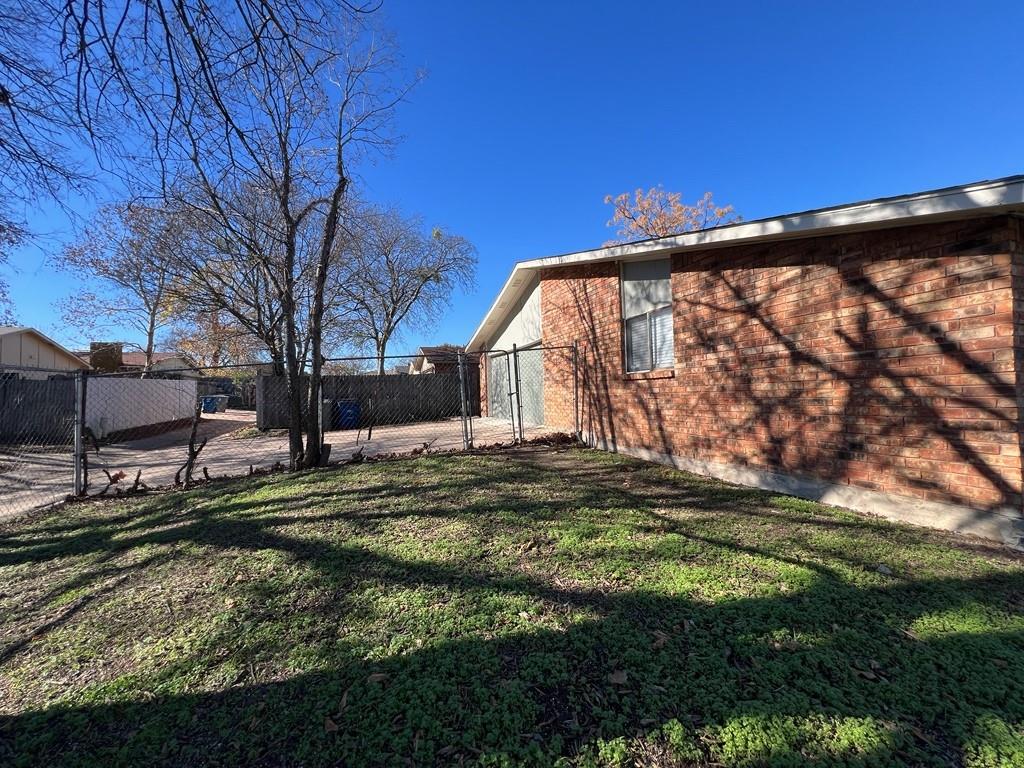 Woods 11 - Residential