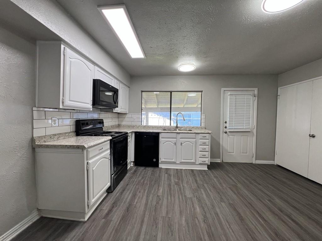 Woods 11 - Residential