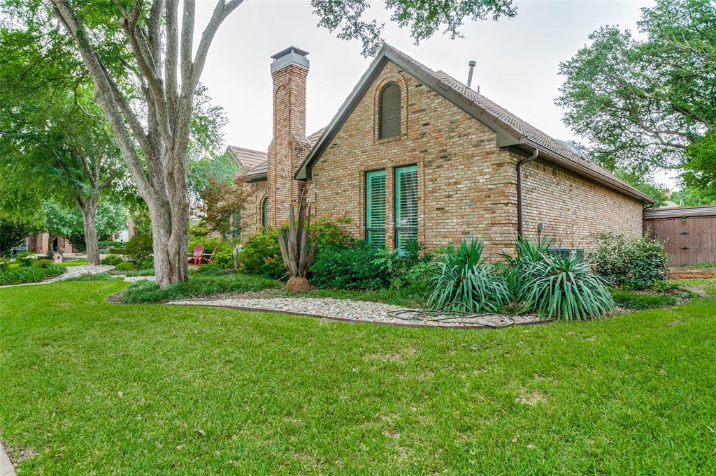 1600 Crockett Circle