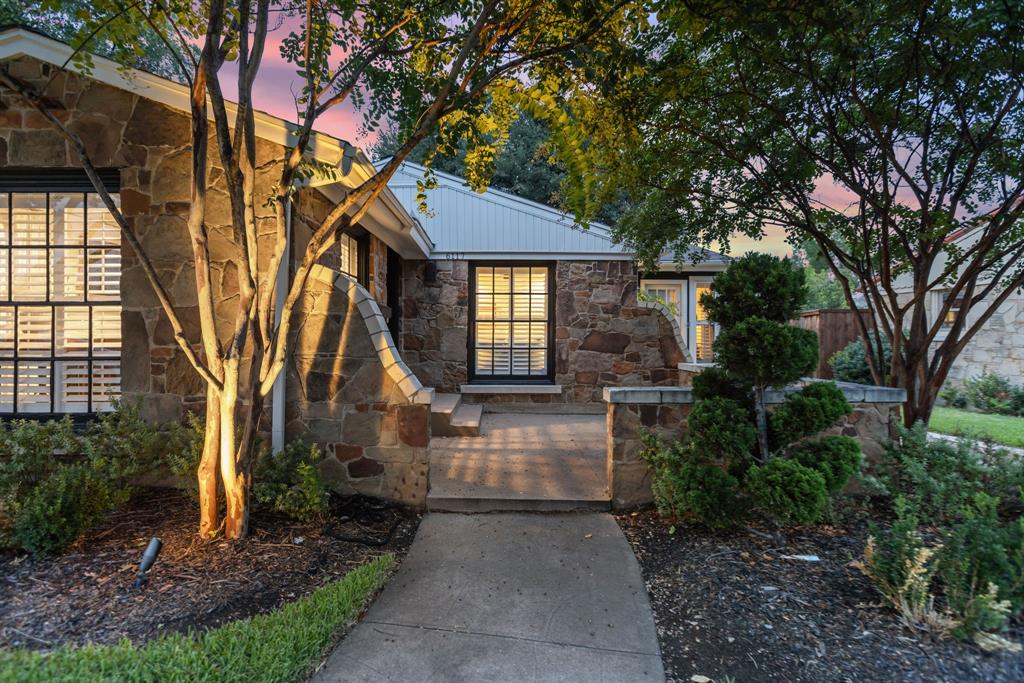 Wilshire Heights - Residential