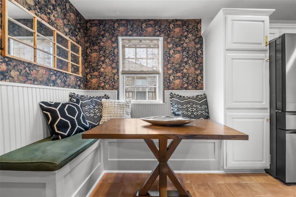 Wilshire Heights - Residential