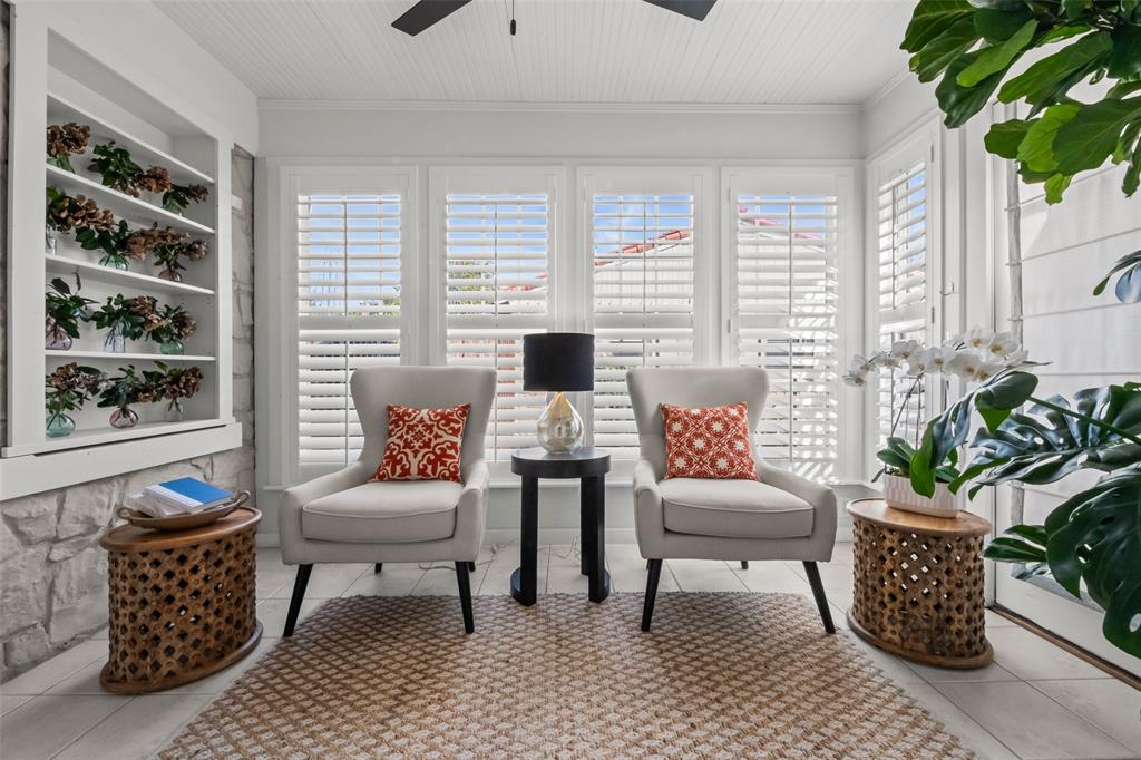 Wilshire Heights - Residential