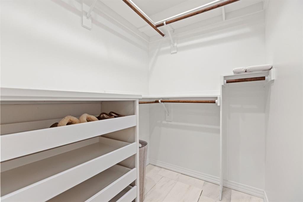 Wilshire Heights - Residential