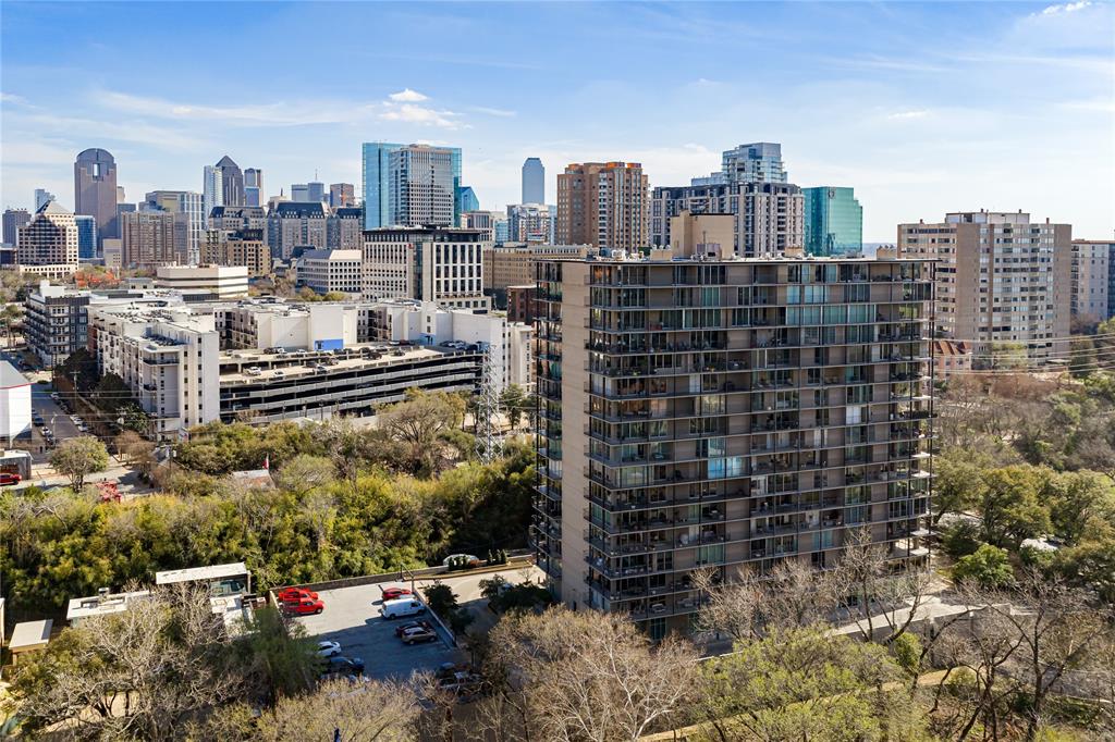 Park Towers - Residential