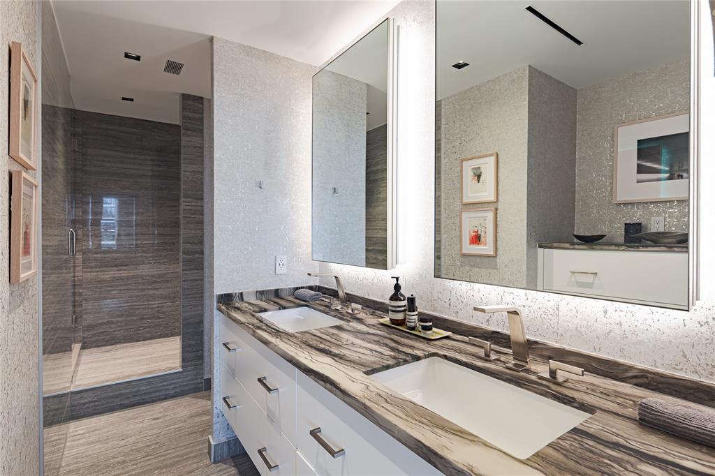 Park Towers - Residential