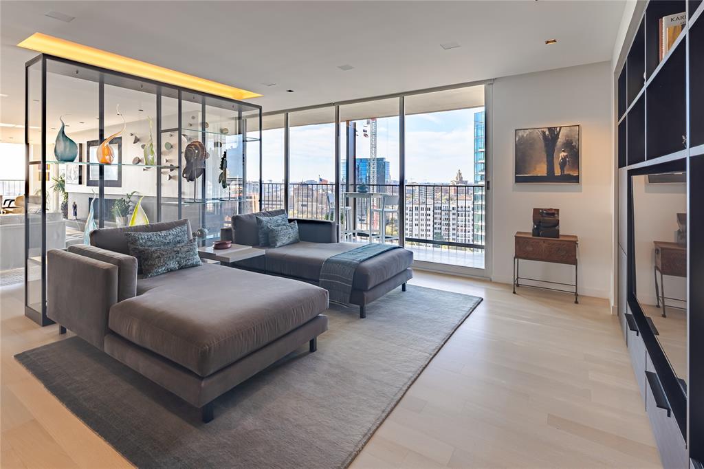 Park Towers - Residential