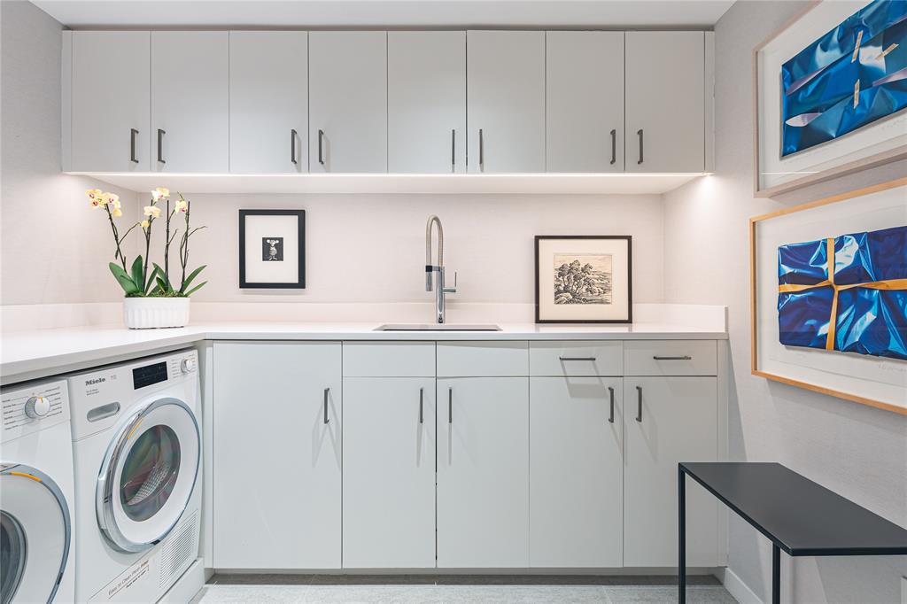 Park Towers - Residential