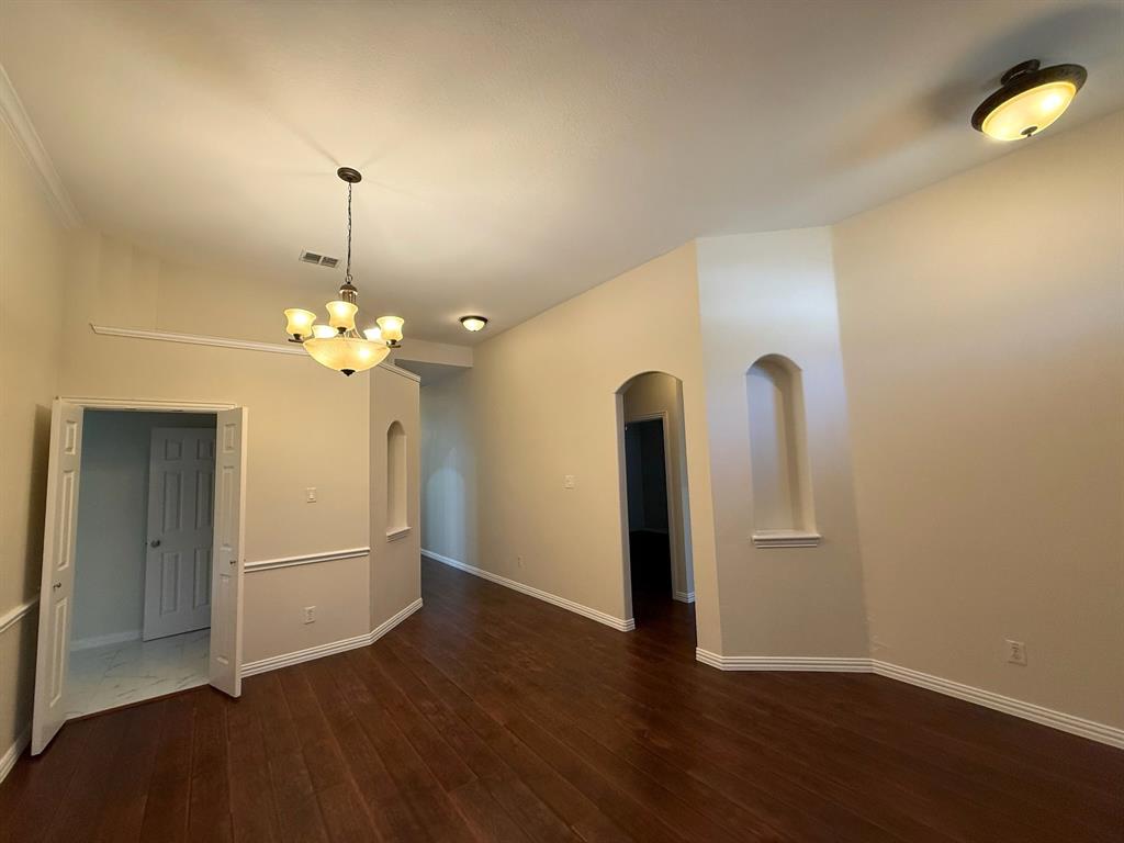 131 Fallkirk Drive