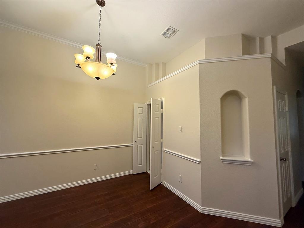 131 Fallkirk Drive