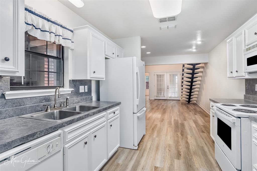 Cinnamon Square - Residential