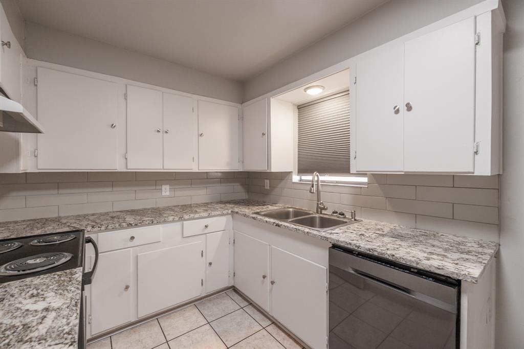 Brookhollow - Residential Lease