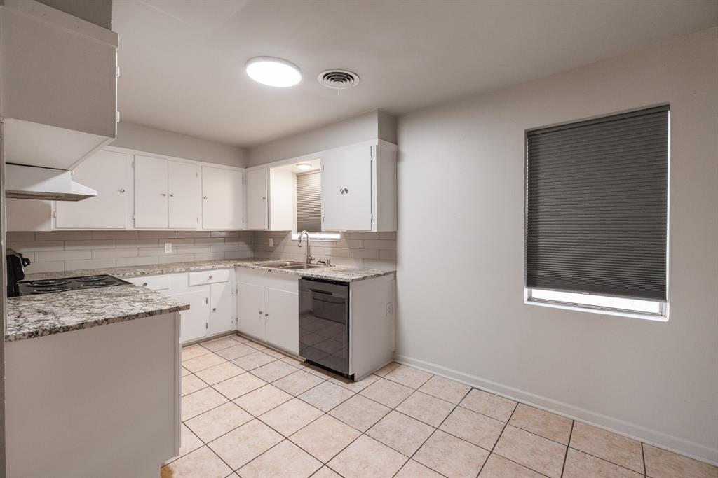 Brookhollow - Residential Lease