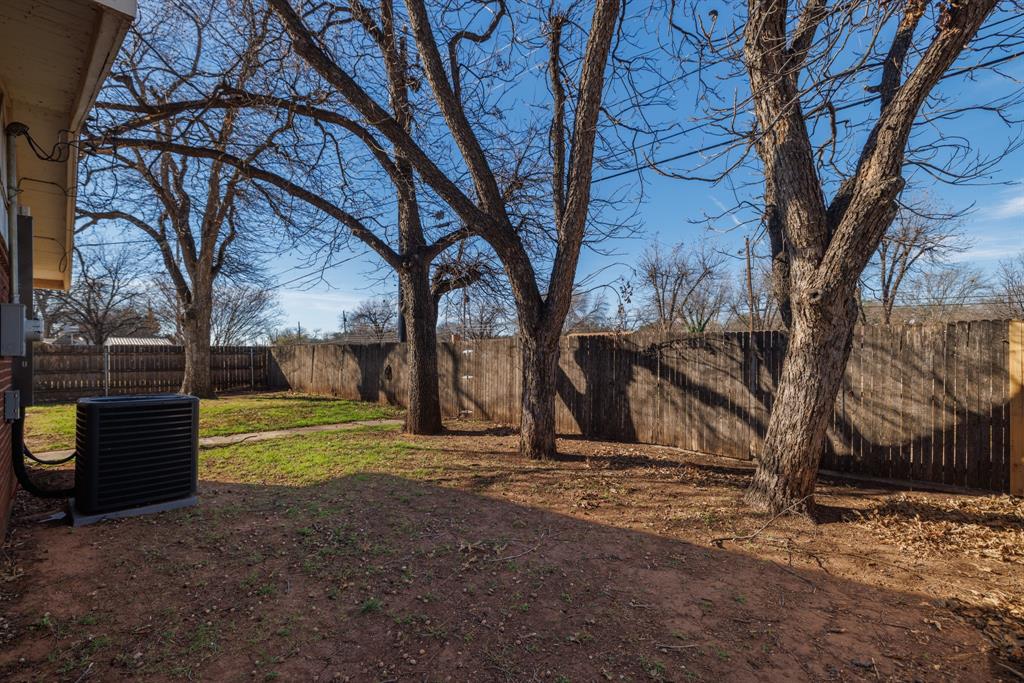 Brookhollow - Residential Lease