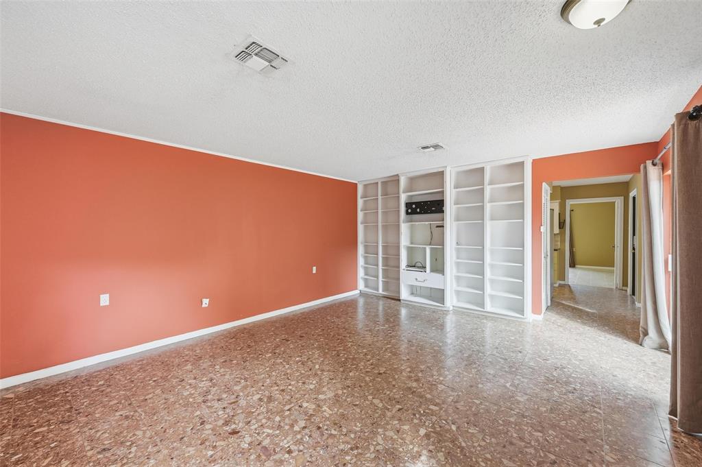 Elm Shadows Add - Residential