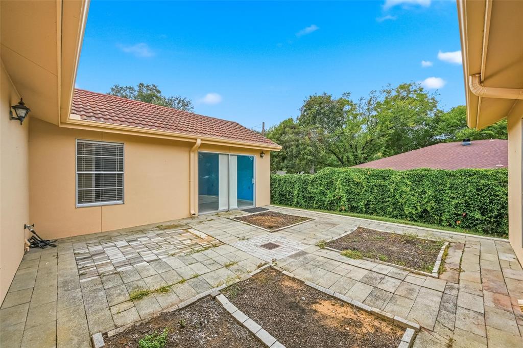 Elm Shadows Add - Residential