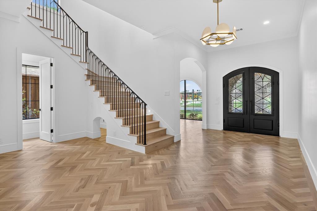 10140 Lakemere Drive