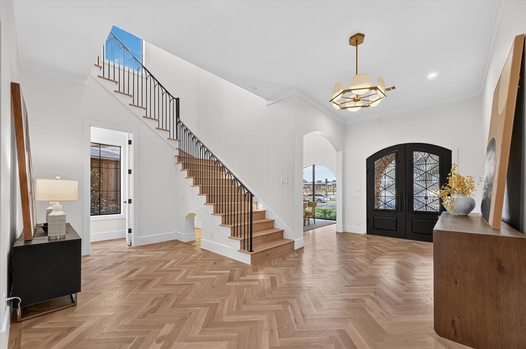 10140 Lakemere Drive